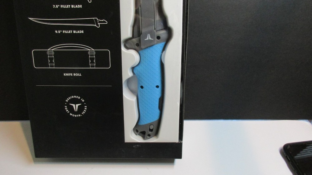 True Fish Fillet Kit multiple Blades and Case