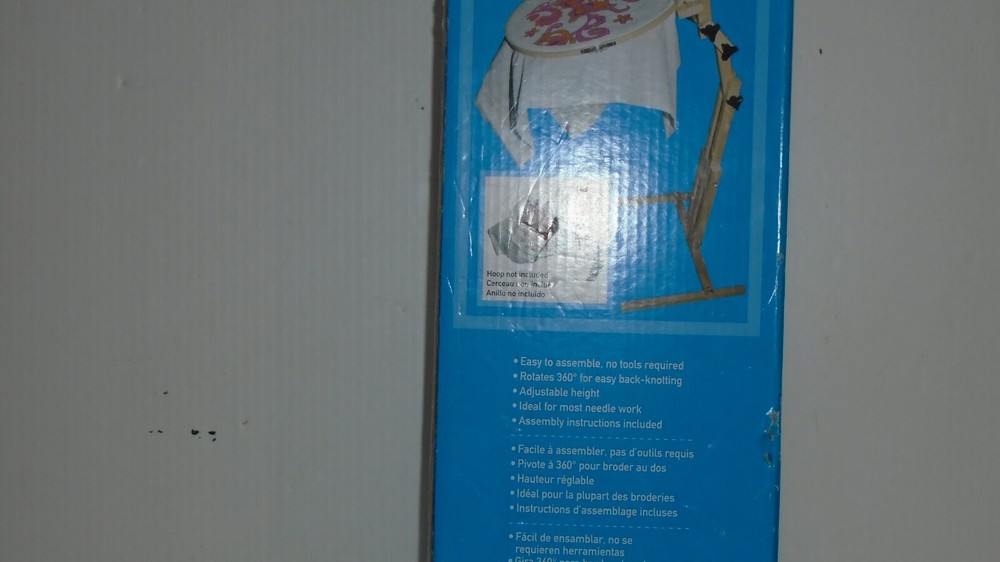 ADJUSTABLE CRAFT STAND LOOPS AND THREADS For Needle work. New