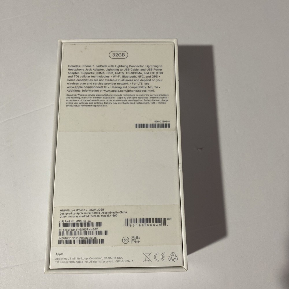 Apple iPhone 7 32 GB BOX ONLY Silver **BOX ONLY**
