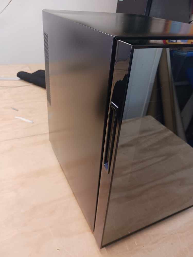 Koolatron WC20 20 Thermoelectric Wine Fridge