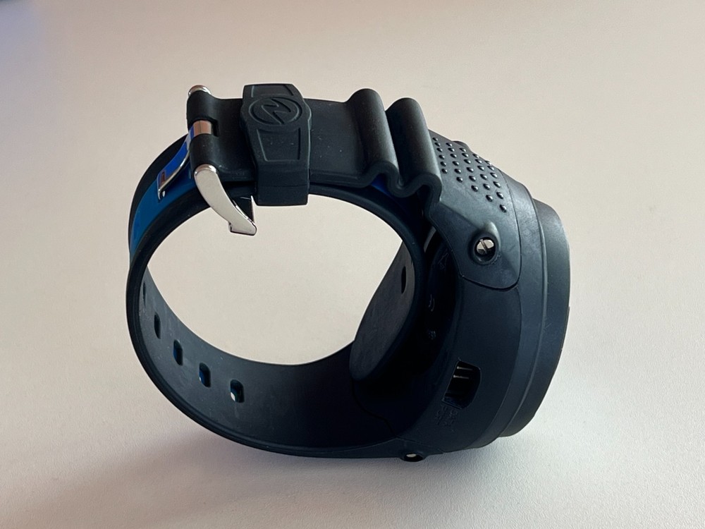 Aqualung i300c Wrist Computer - Black/Blue - Open Box - 0 Dives Logged