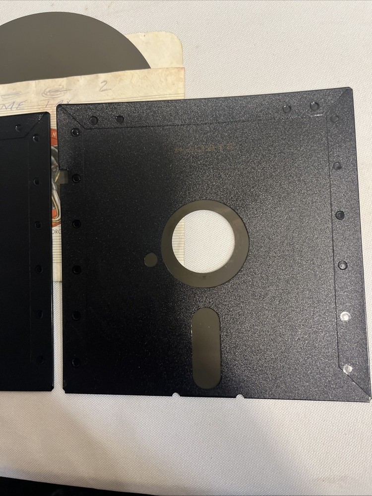 Sony MD-2D Floppy Discs Set Of 2 UNTESTED