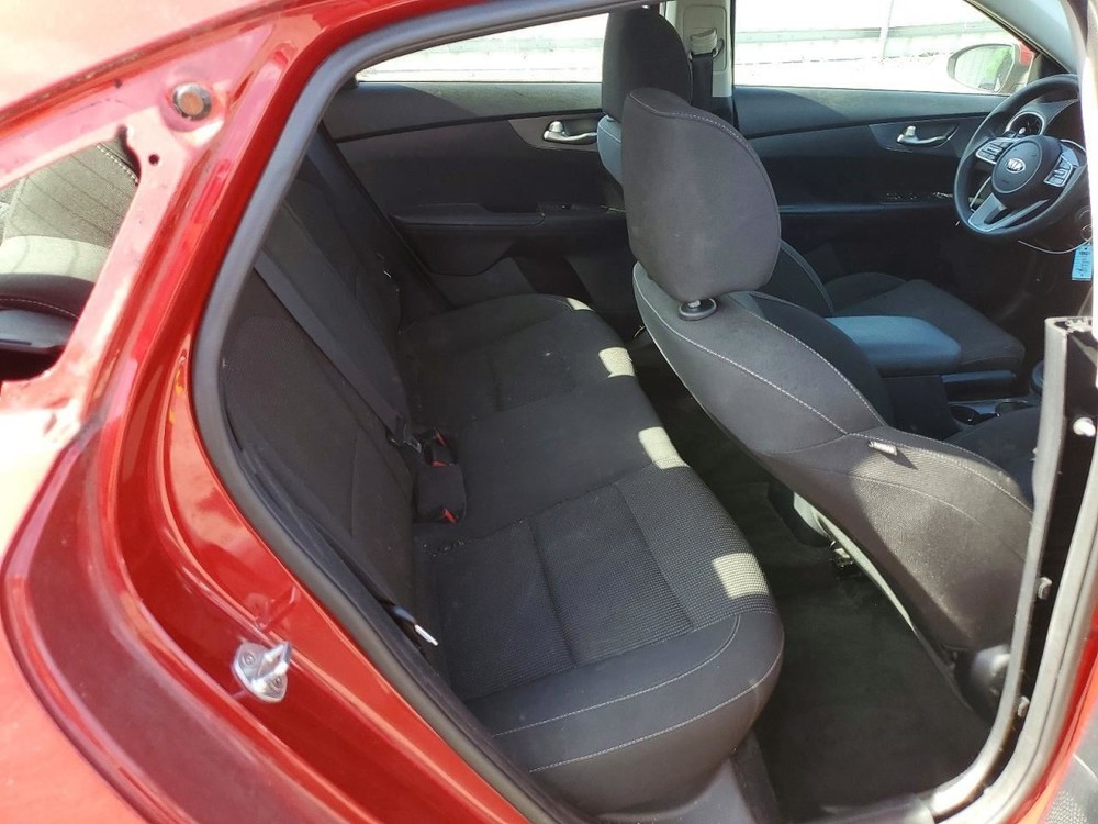 FORTE 2019 Glove Box 4978303