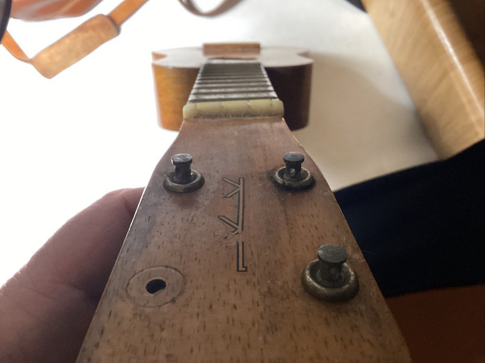 Vintage Kamaka Ukulele White Label
