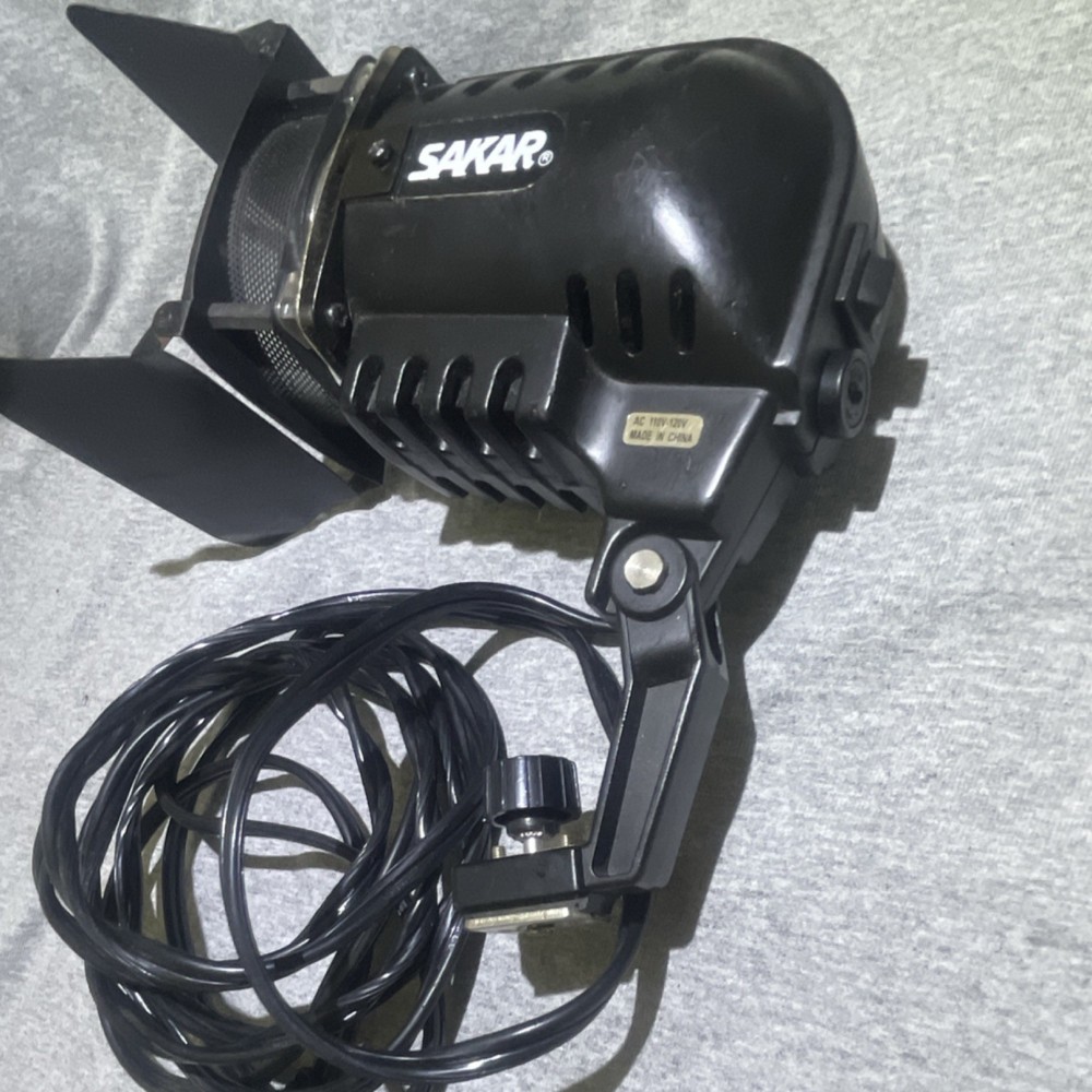 SAKAR Continuous Lighting Adjustable Barn Doors Black AC 110V-120V Studio Light