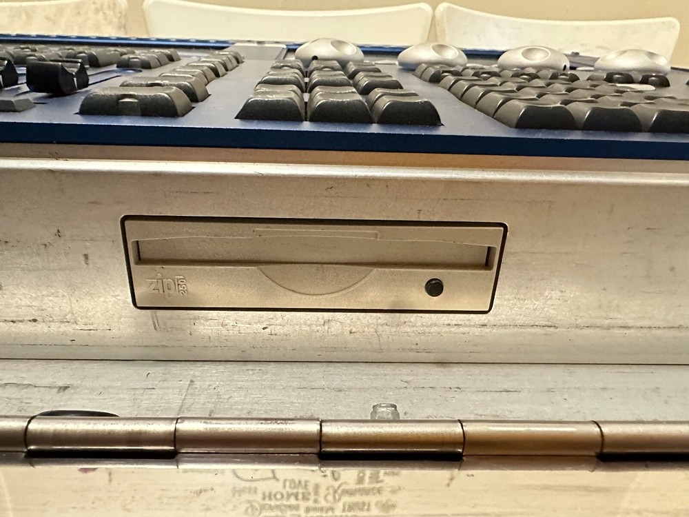 Smashwolf Productions WholeHog 3 Lighting Console