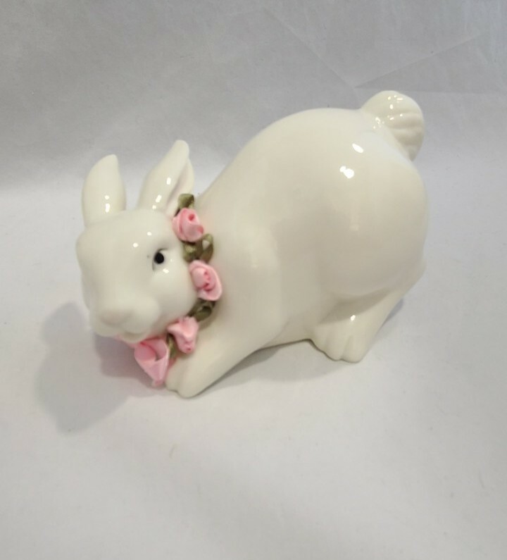Easter Bunnies Bunny Rabbit White Ceramic Porcelain Figurines Tabletop Decor