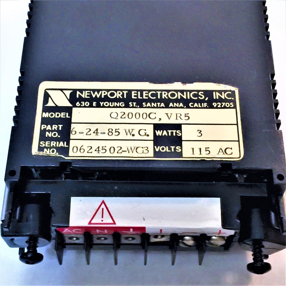 NEWPORT ELECTRONICS Q2000C VR5 VOLTMETER