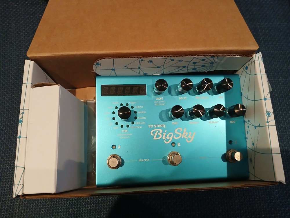 strymon big sky multi reverb pedal