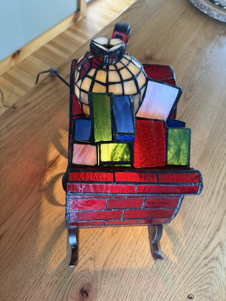 Tiffany Style Santa Sleigh Light