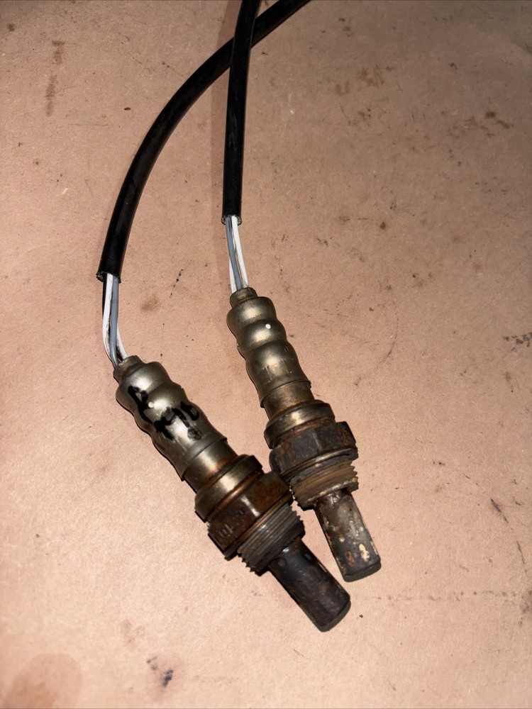 DUCATI HYPERMOTARD 796 GENUINE OEM O2 LAMBDA s OXYGEN SENSOR s