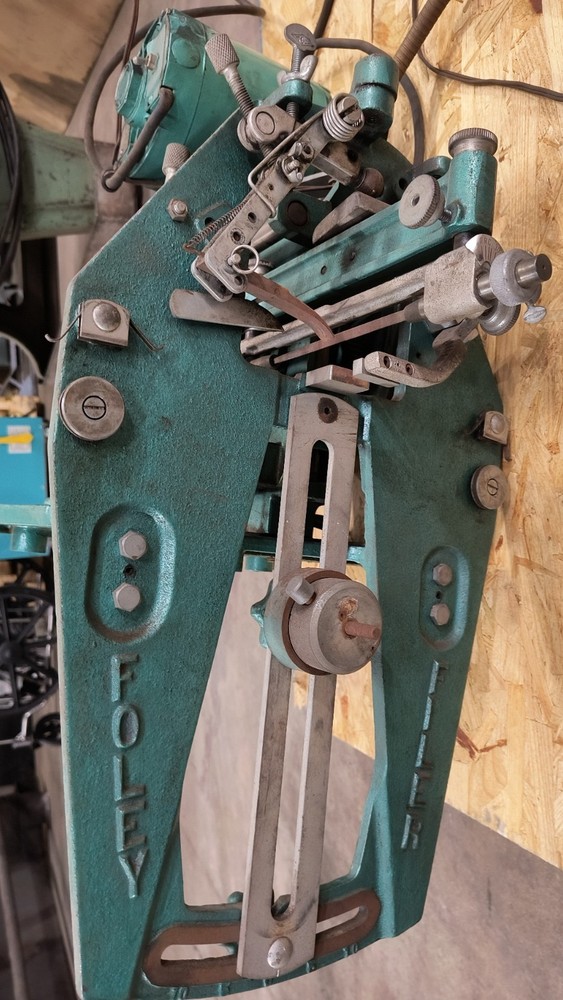 Foley  model 200 Sharpener With Attachments