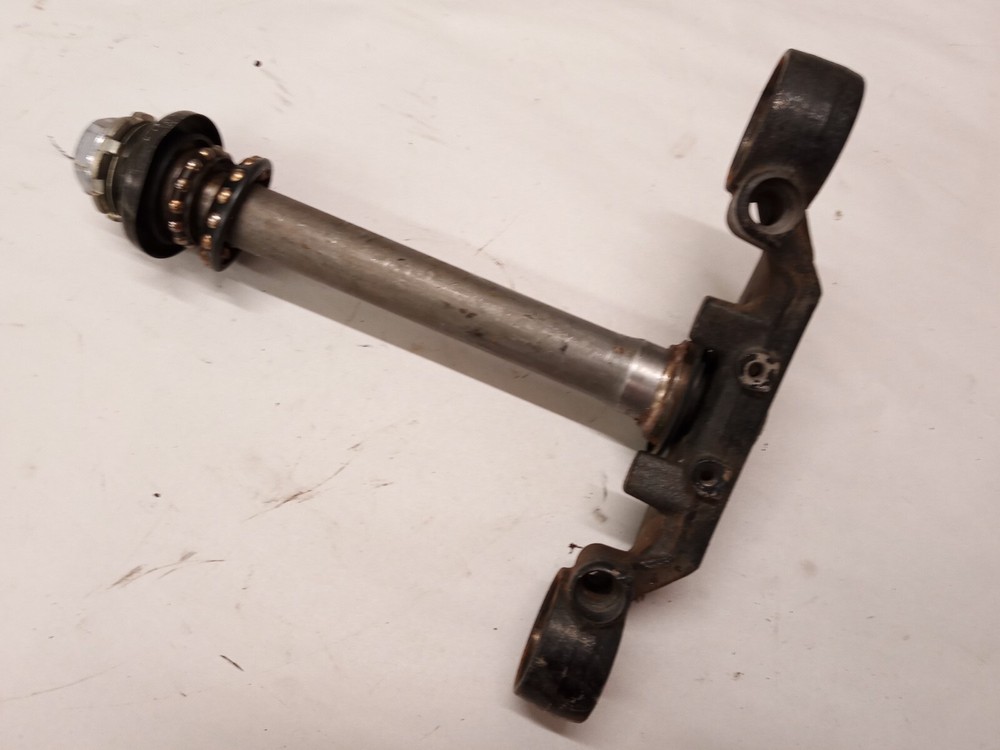 Honda CBR1000F Steering stem Fits 1993-1996