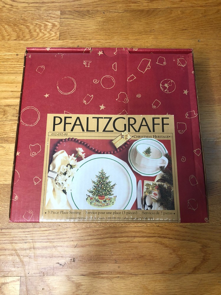 Pfaltzgraff Christmas Hertage 3PC PLACE SETTING With Box