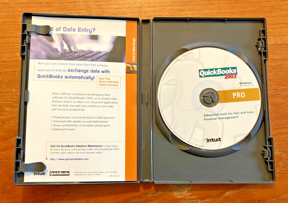 Intuit QuickBooks Pro 2003 for Small Business w/Key Code, user manuals