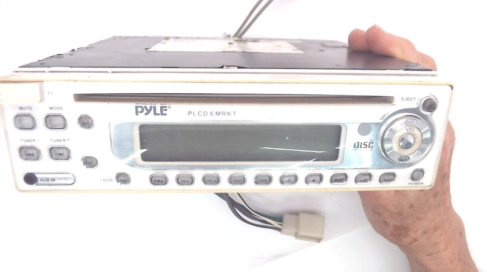 Pyle PLCD6MRKT Stereo w/CD Player w/Removable Face - Used