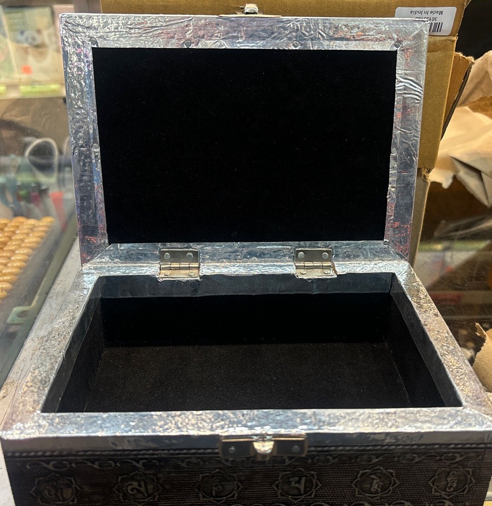 Silver colored Lined tarot card box with Buddha On It