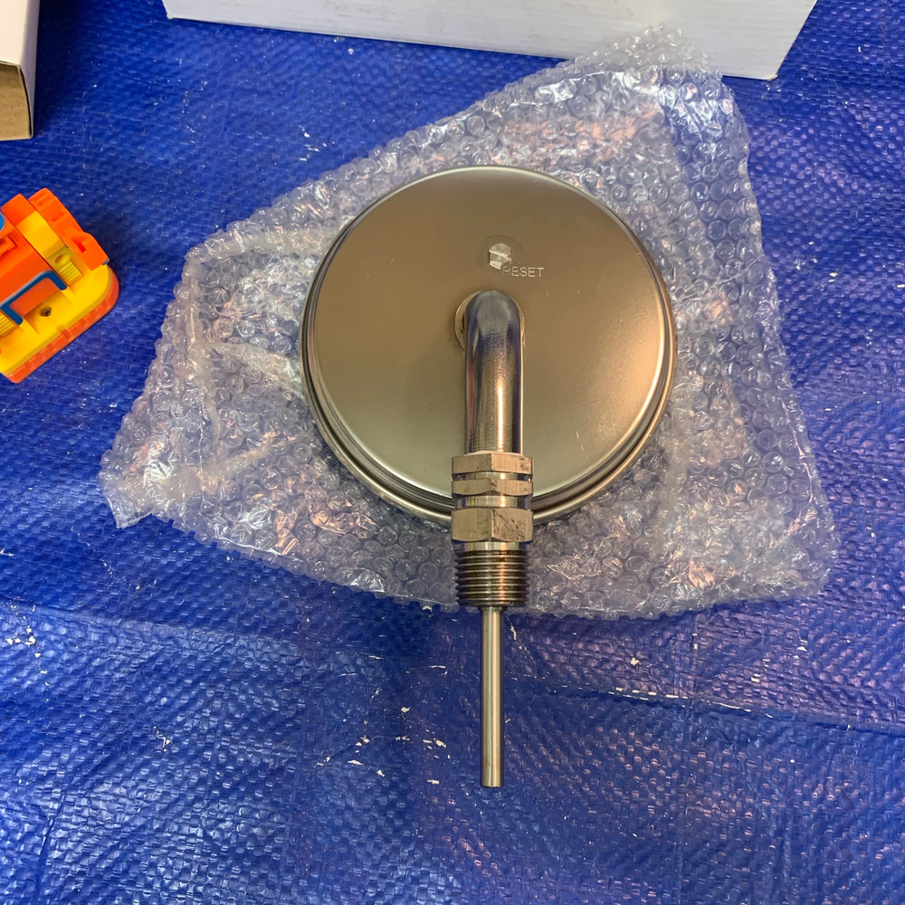 Grainger Approved 1NGD1 Bimetal Thermometer (Open Box)