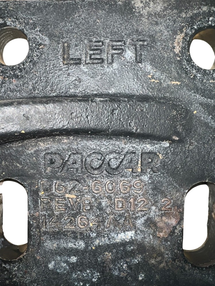 Good Used Paccar MX13 Left Side Engine Mount - 14264AA