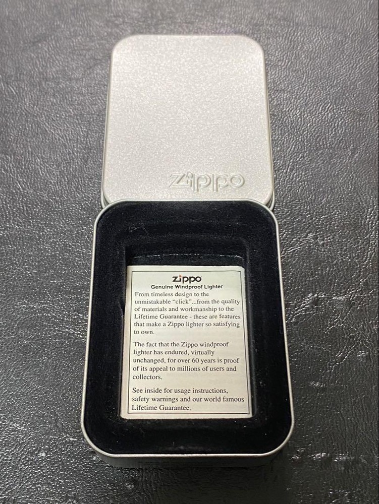Zippo Petty Girl Vintage Silver Printed One Sided Processing Lighter Regular