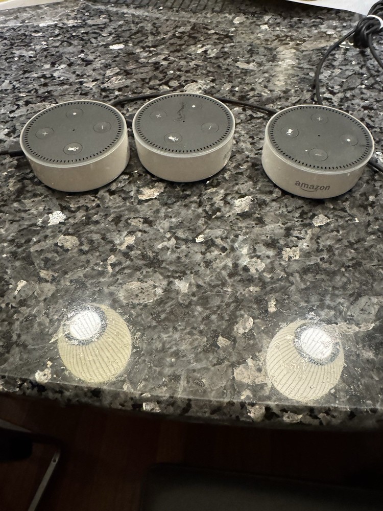 Amazon Alexa Echo Dots (2nd Generation) Smart Assistant - White X 3