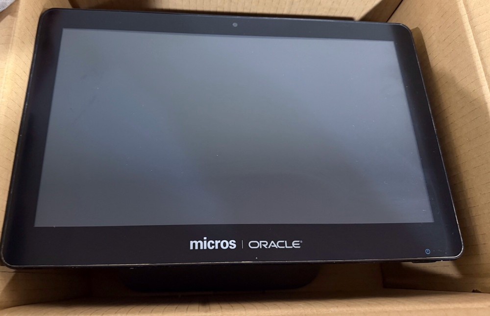 Oracle Micros Workstation 6 POS w/ Stand