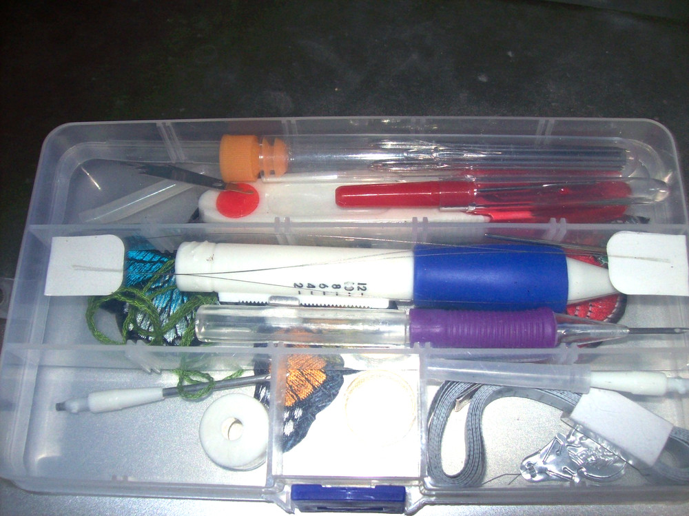 PUNCH NEEDLE SET FOR CRAFTS