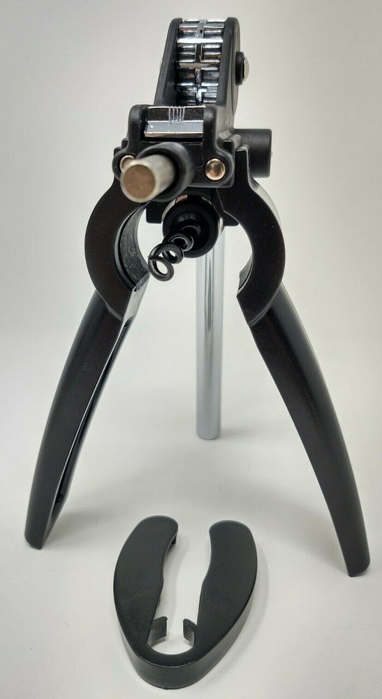 Metal Lever Pull by Argyle Wine & Bar Accessories (Includes a Foil Cutter)