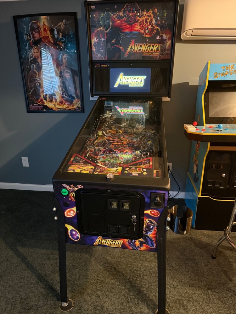 Stern Avengers Infinity Quest Premium Pinball Machine