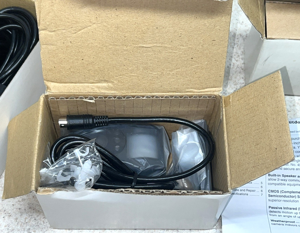 Radio Shack Black And White Wireless Surveillance System
