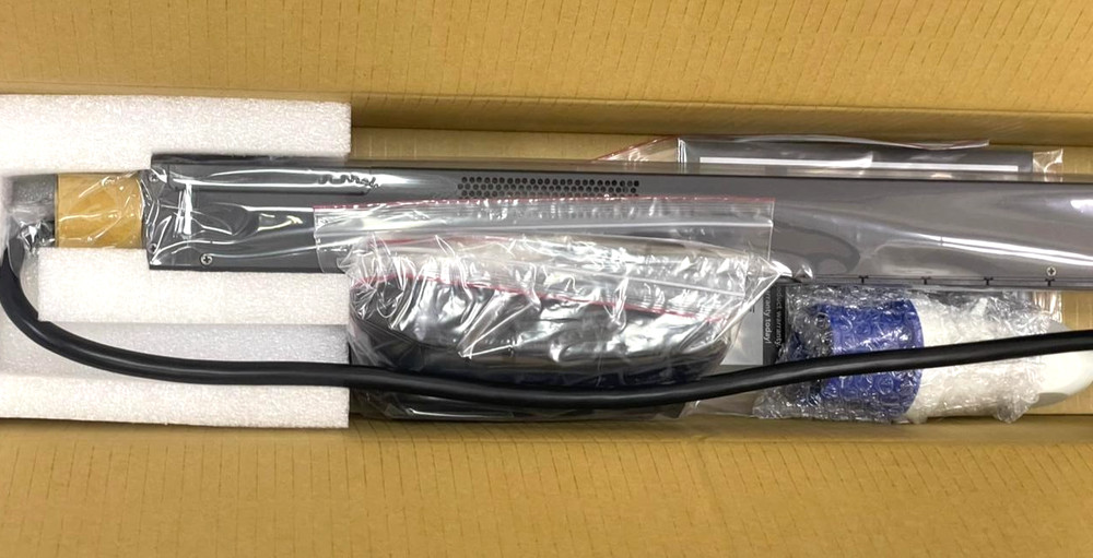 TRIPP LITE PDUMV32HV Metered Powered Distribution Unit