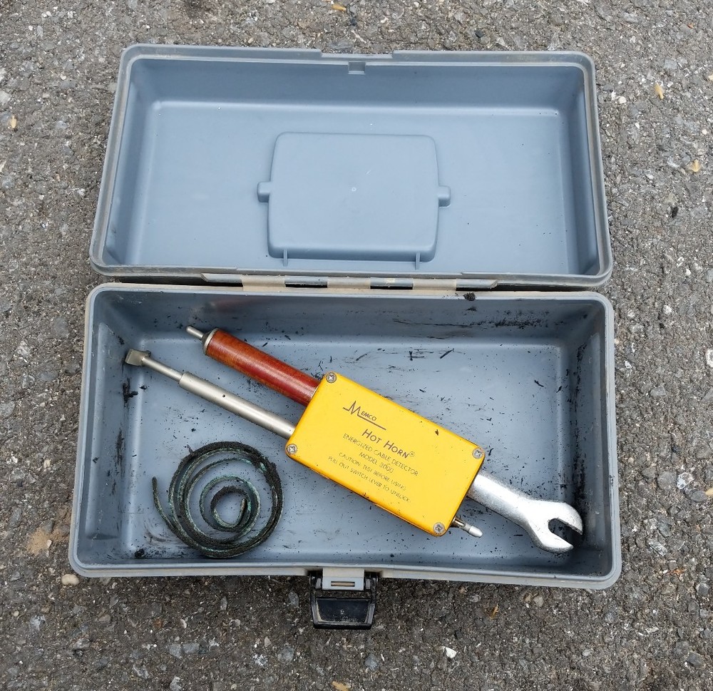 Memco Hot Horn Energized Cable Detector Model 3000