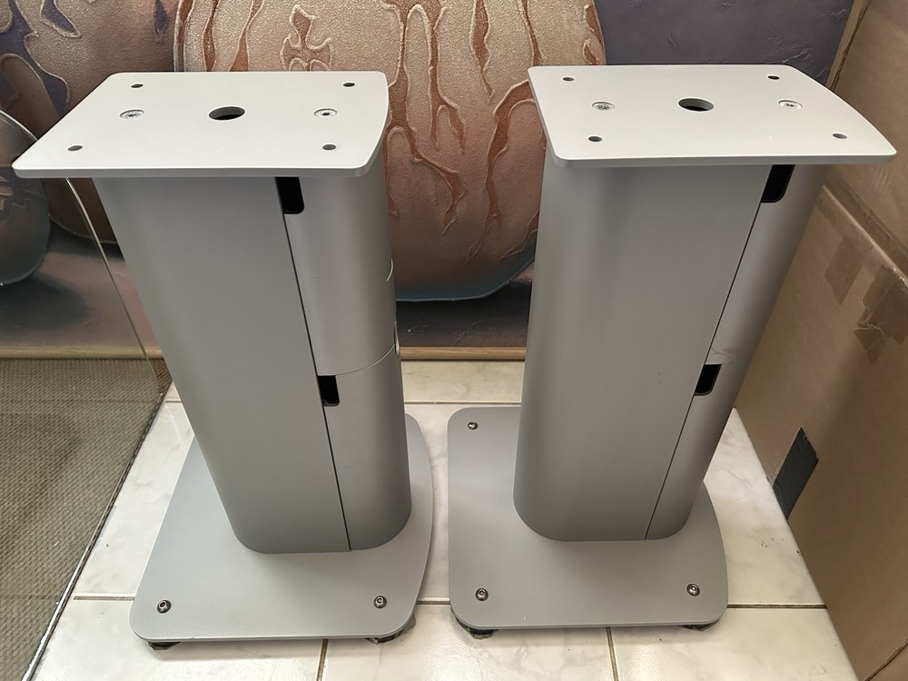 Meridian DSP3100 20" Speaker Stands Silver ( Pair )