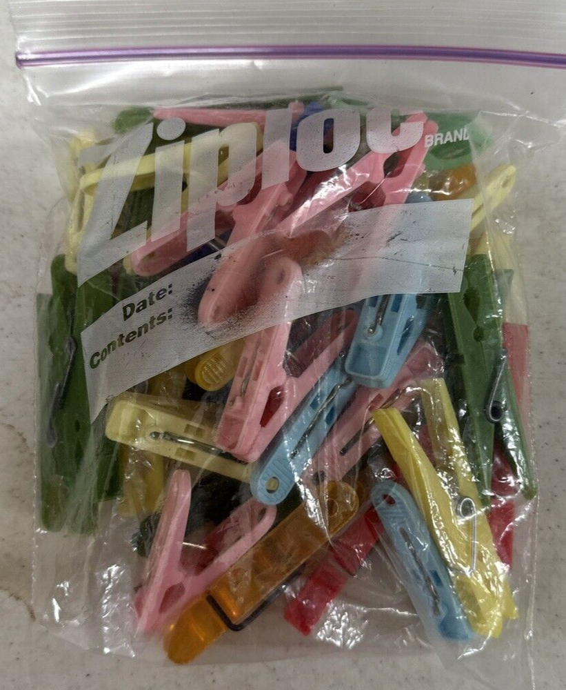 Plastic Cloths Pins Bag Full