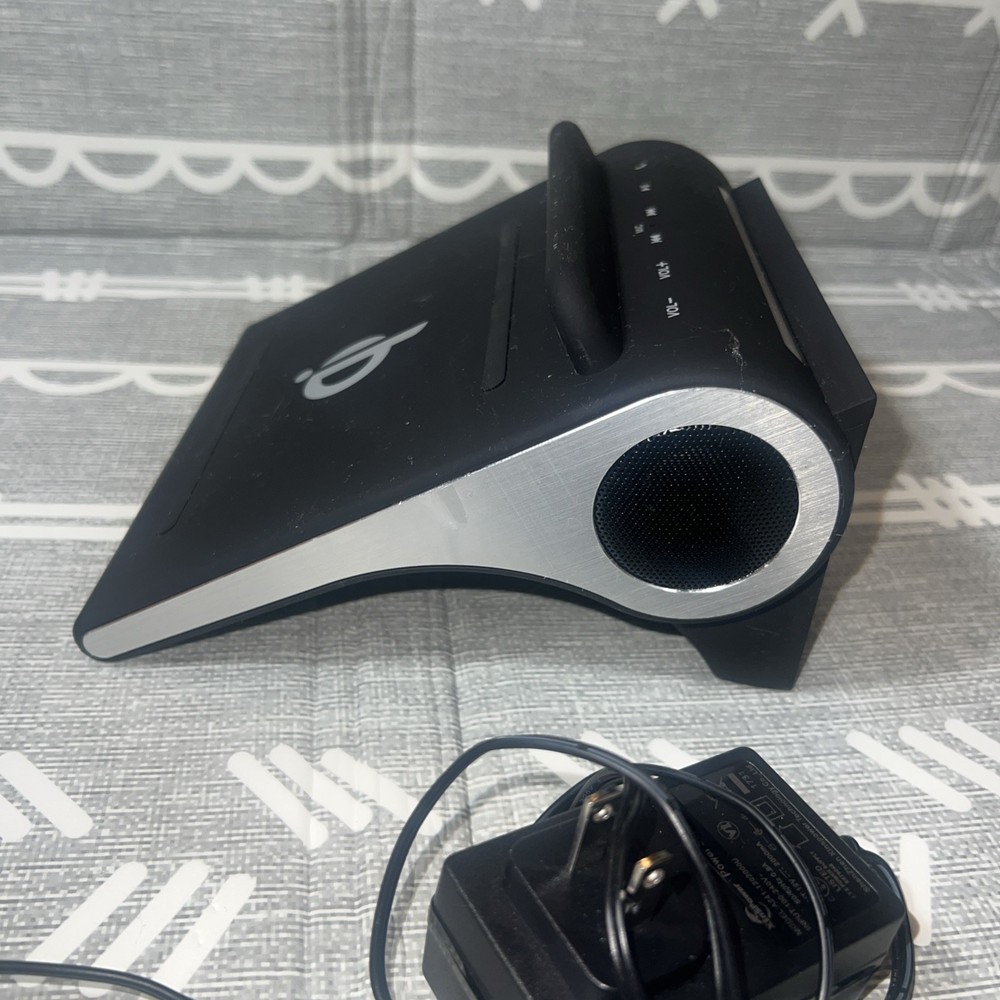 Azpen Dockall D100 Wireless Charging Hub Bluetooth Speaker Docking Station