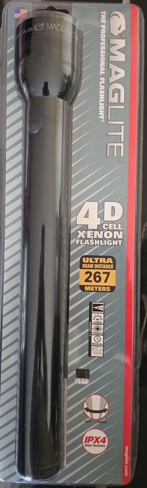 Maglite Heavy-Duty Incandescent 4-Cell D Flashlight, Black