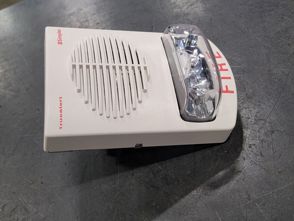 SURPLUS NEW Simplex Time Recorder Co. 4906-9253 TrueAlert Speaker Strobe