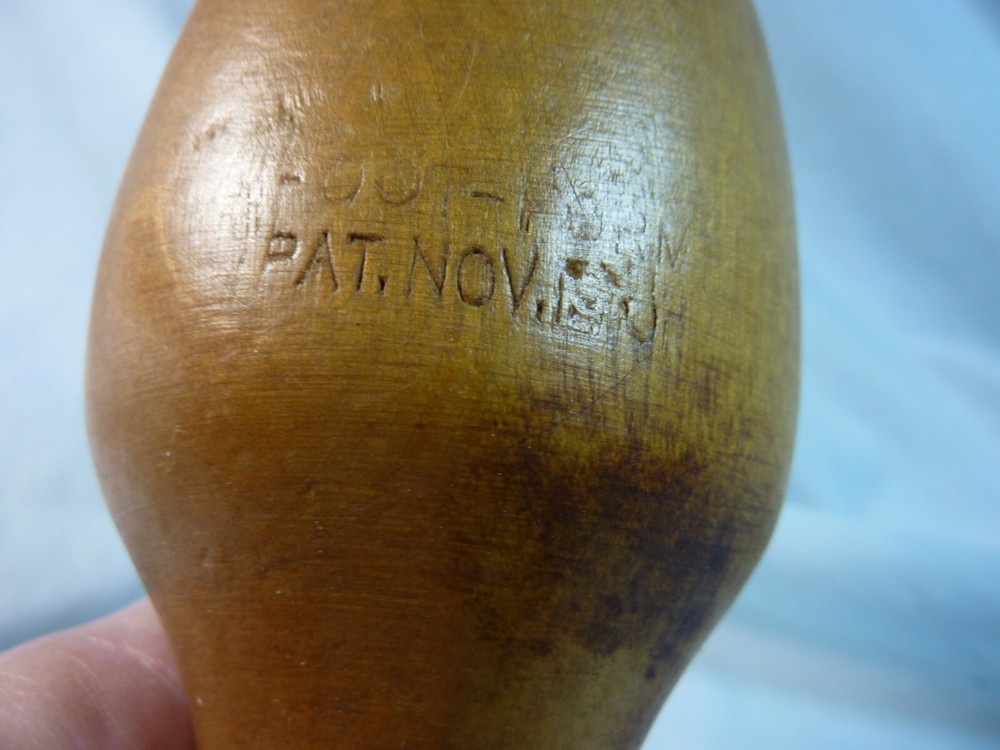 VINTAGE WOODEN SOCK DARNING SEWING TOOL