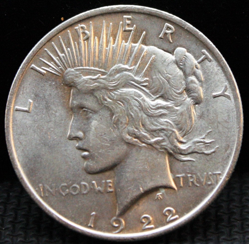 1922 Peace Silver Dollar Philadelphia 90% Silver Circulated