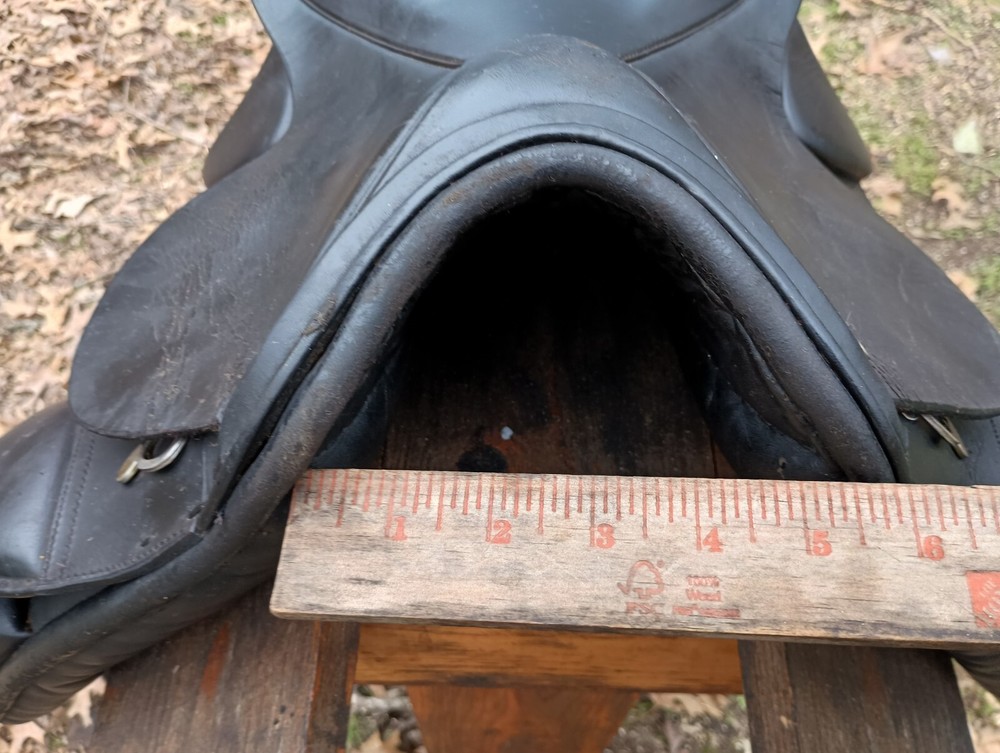 17.5” B.T. Crump Dressage Saddle
