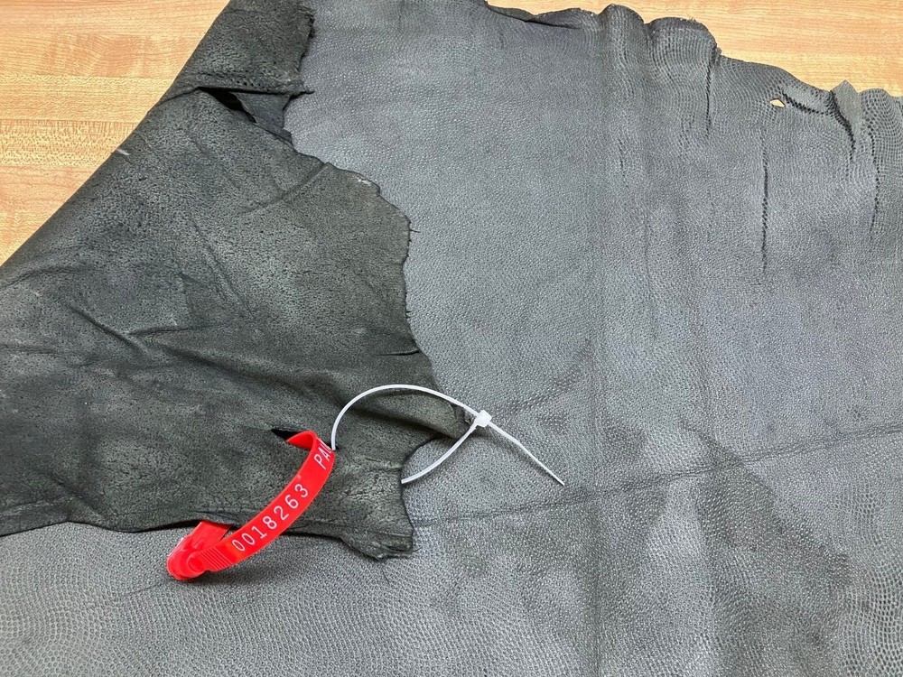 Embossed Goat Leather #0018263 Row 152