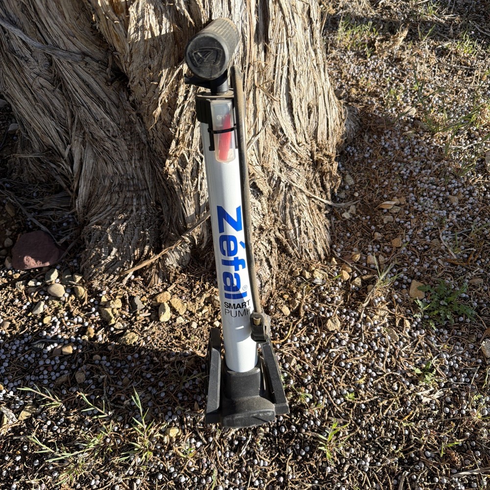 Z’efal Smart Bicycle Pump