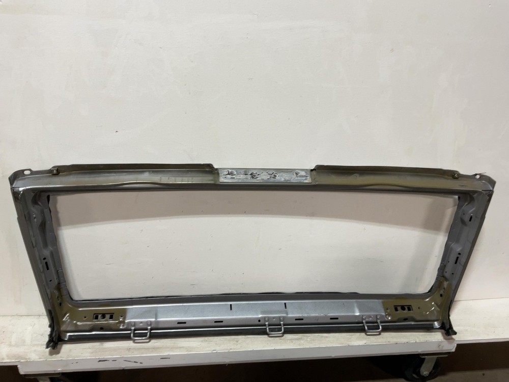 Used Windshield Frame fits: 2015 Jeep Wrangler Grade A