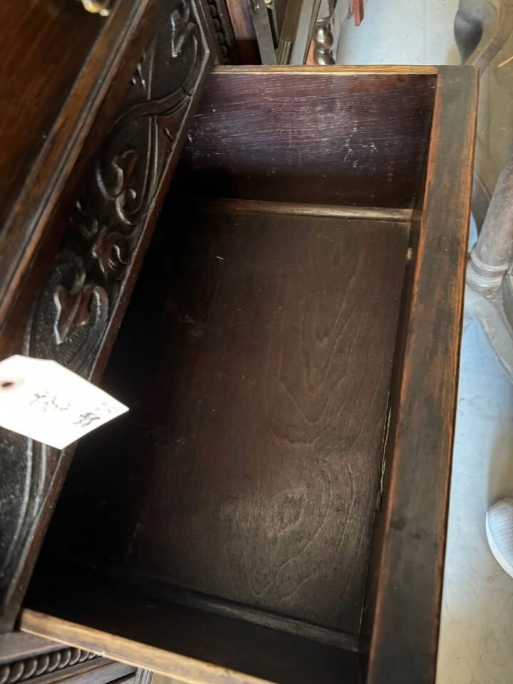 OAK BARLEY TWIST SIDEBOARD