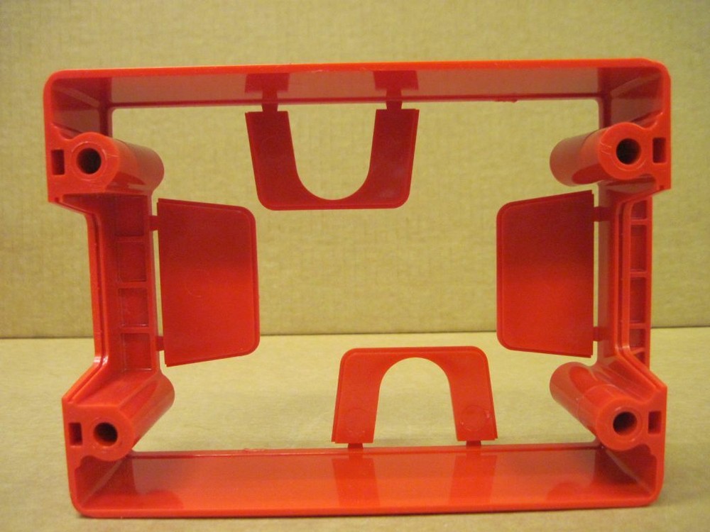 STI Sti-6531-R Mini Conduit Spacer
