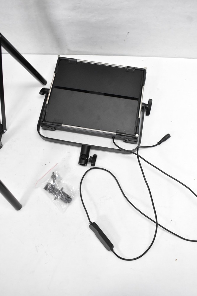 Neewer Tripod Light/Backdrop Stand w Unbranded Light Panel MISSING POWER CORD
