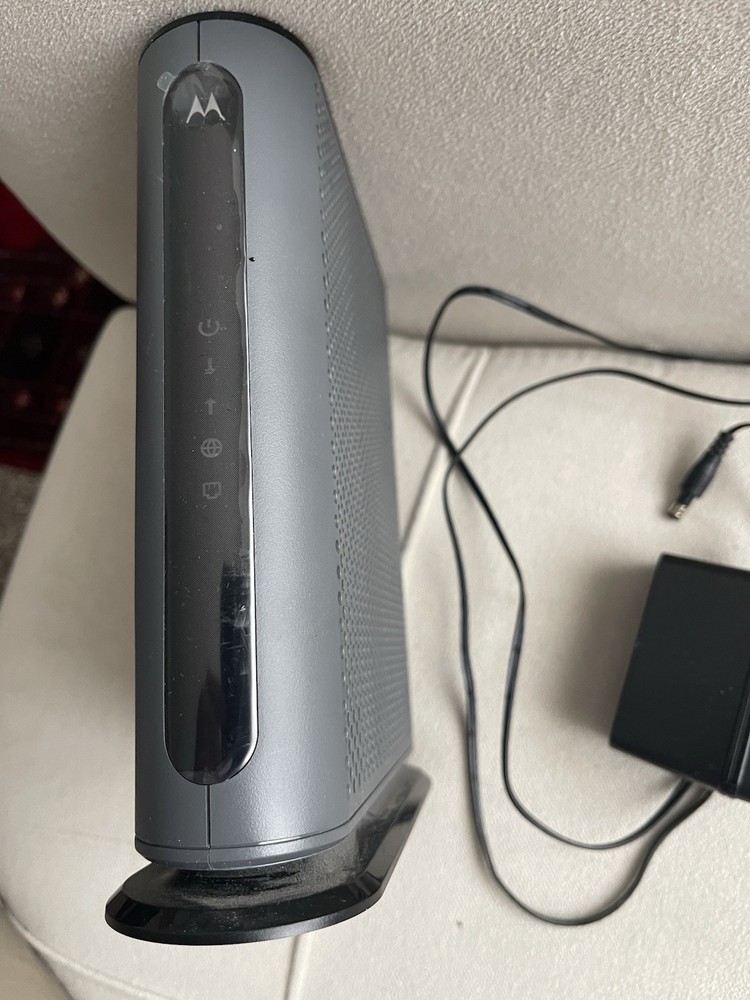 Motorola MB8611 Cable Modem- Gray