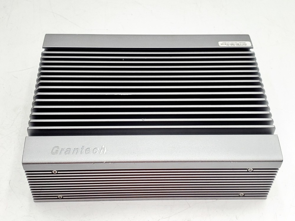 Grantech UF06366H-BTE-ZH Fanless Embedded Industrial Computer