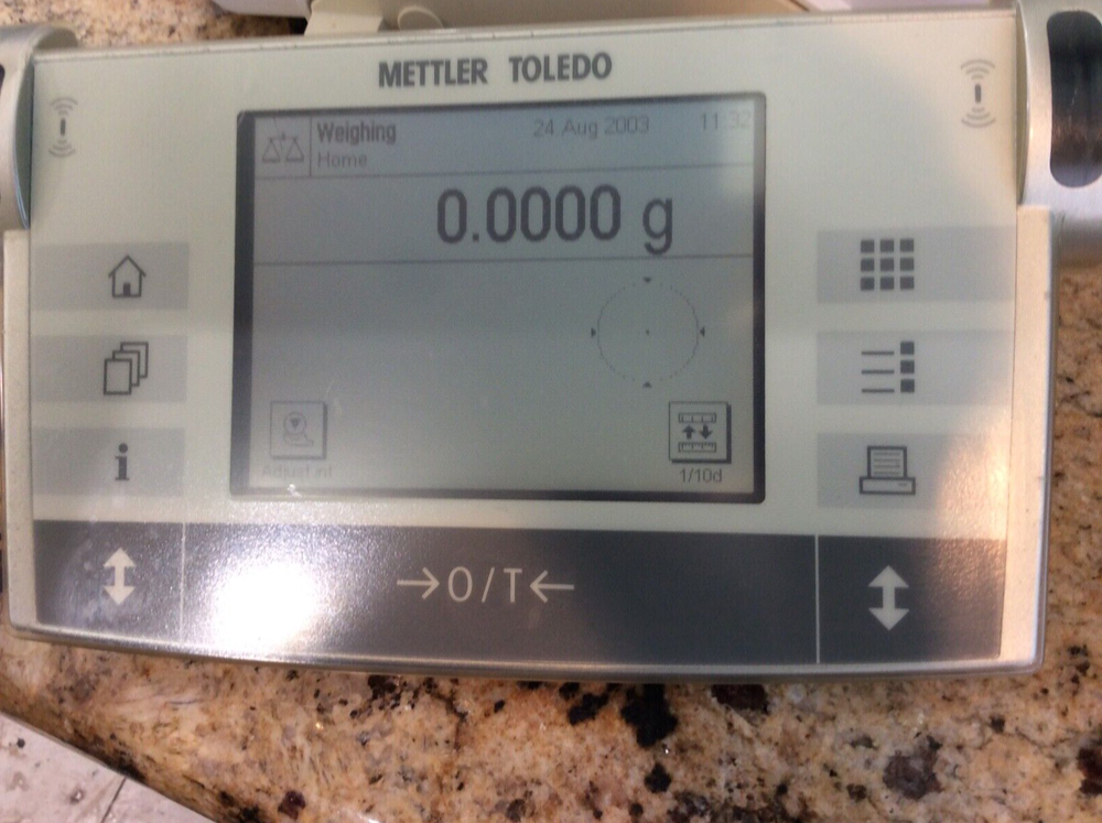 AX304 Mettler Toledo Analytical Balance Scale