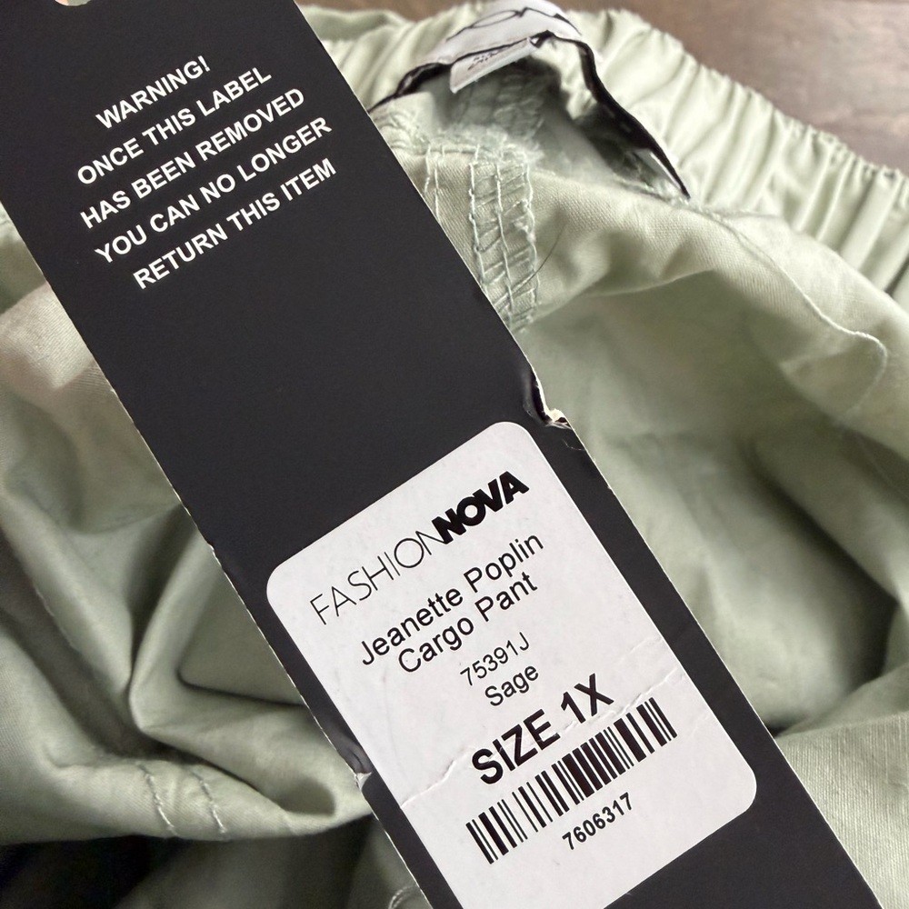 NWT- Fashion Nova Sage Cargo Pants